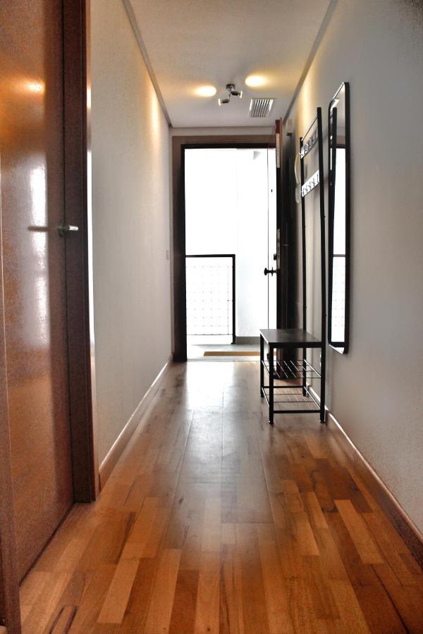 A Space That Feels Like Home With Private Parking Malaga Bagian luar foto